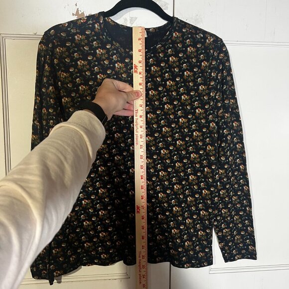 J. Crew Floral Long Sleeve Top Flower Print 90s Vintage Size Medium Preppy Black - Picture 4 of 7